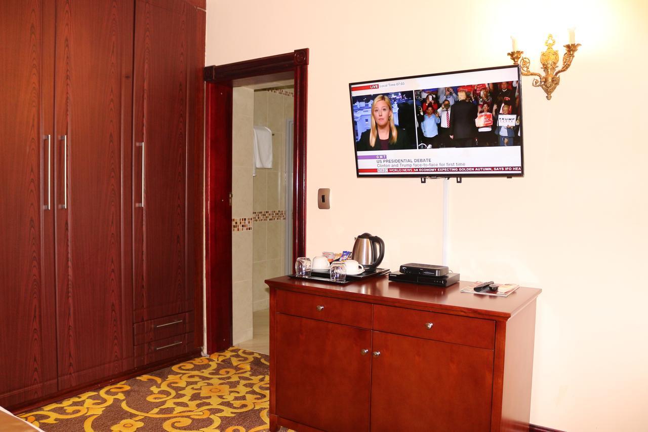 فندق Open House Boutique منزيني المظهر الخارجي الصورة