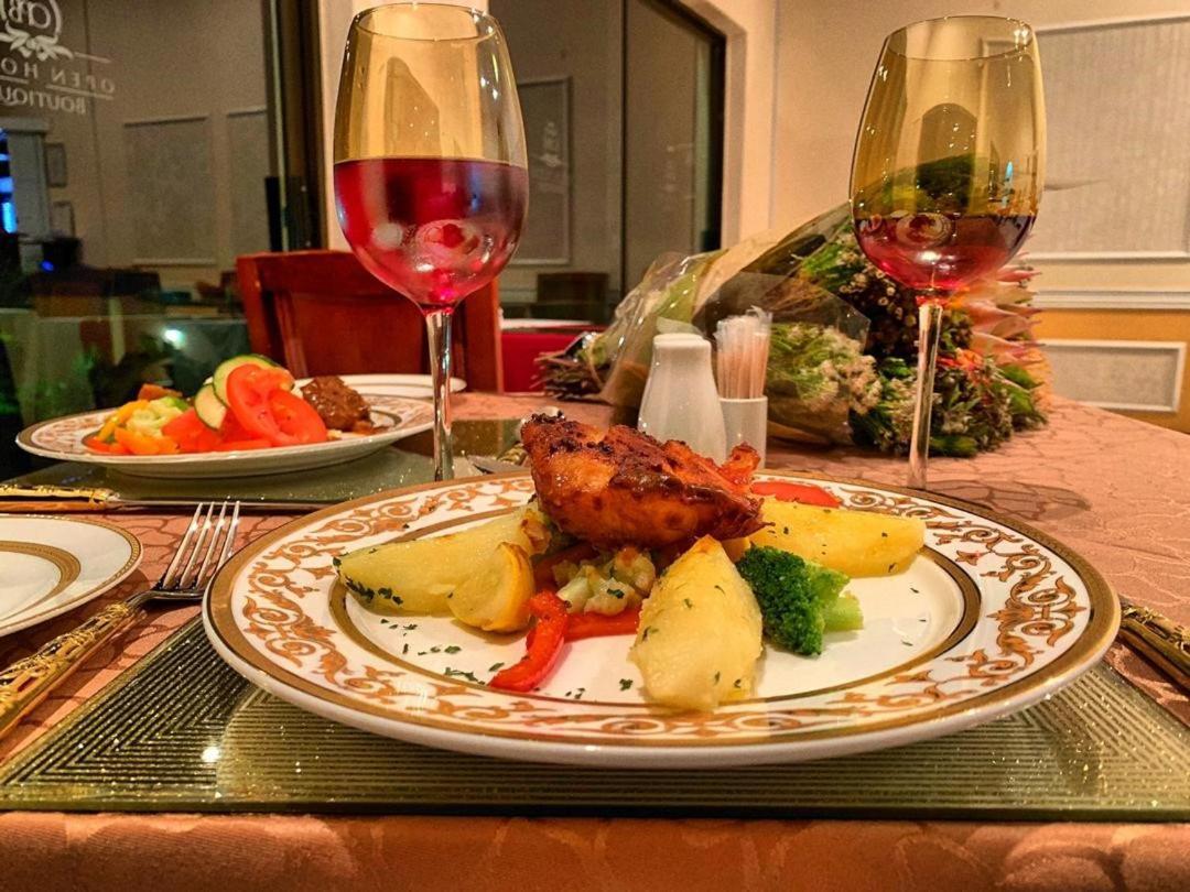 فندق Open House Boutique منزيني المظهر الخارجي الصورة